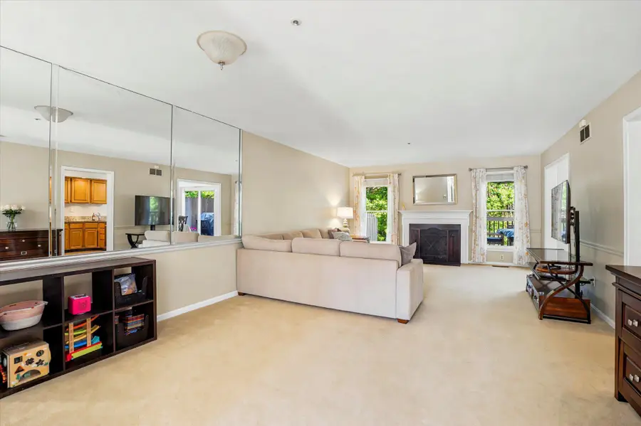 1604 E General Howe Dr, Phoenixville, PA 19460 - #3
