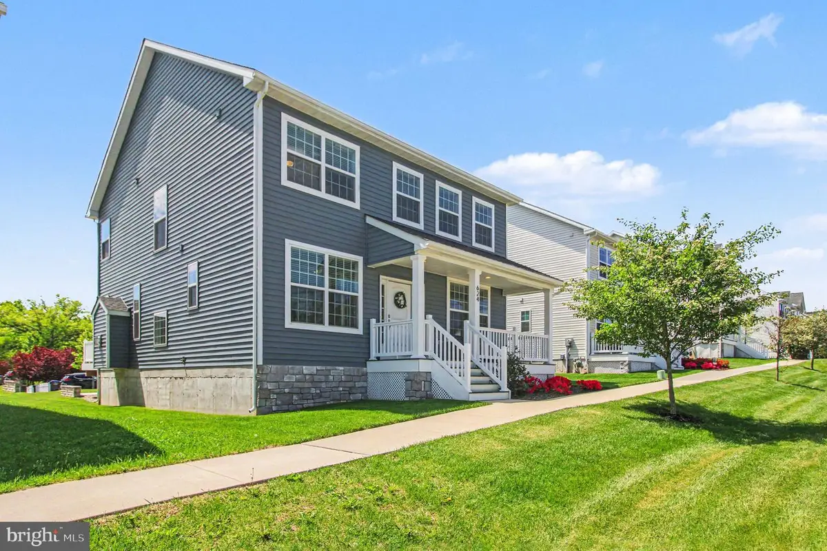 624 Bridge St, Spring City, PA 19475 - #1