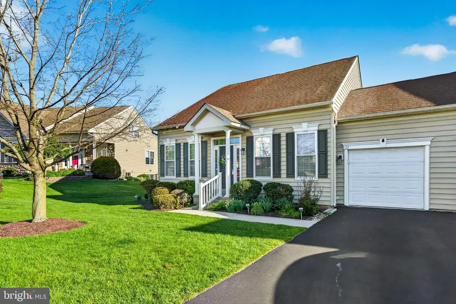 131 Augusta Dr, Honey Brook, PA 19344 - #2