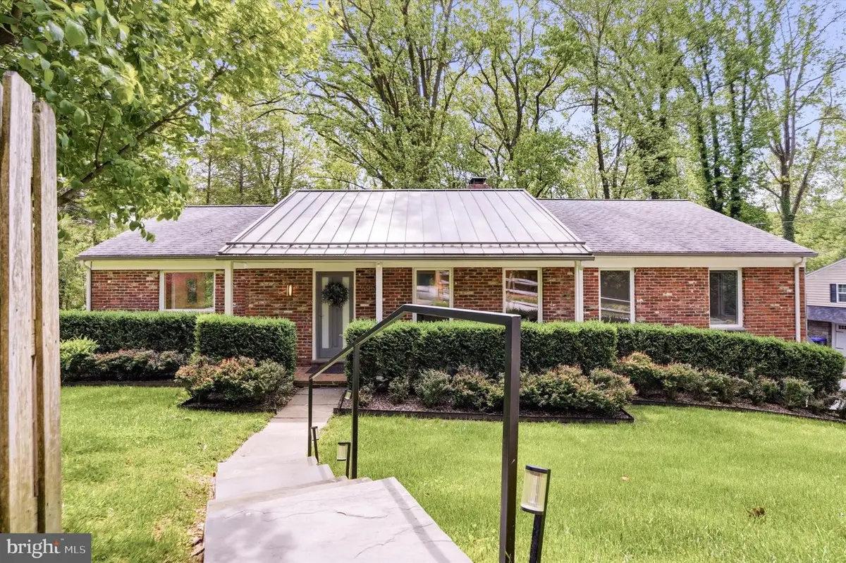 695 Knox Rd, Wayne, PA 19087 - #1