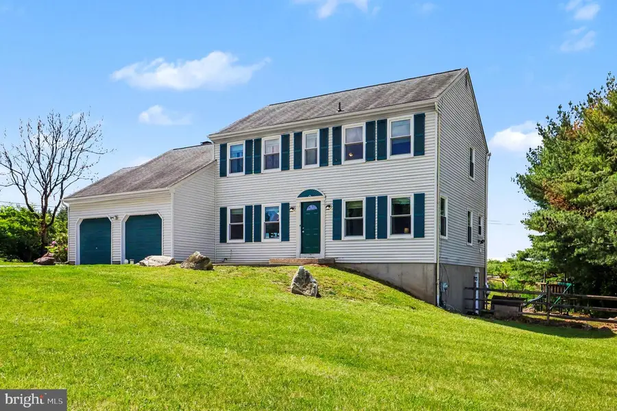 102 Heather Hill Dr, Downingtown, PA 19335 - #2