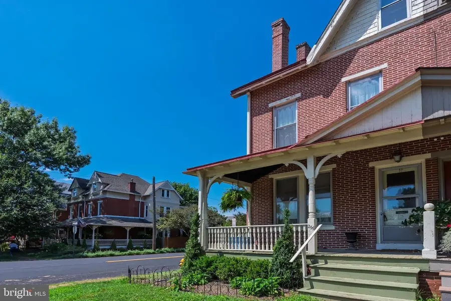 255 Dean St, West Chester, PA 19382 - #3
