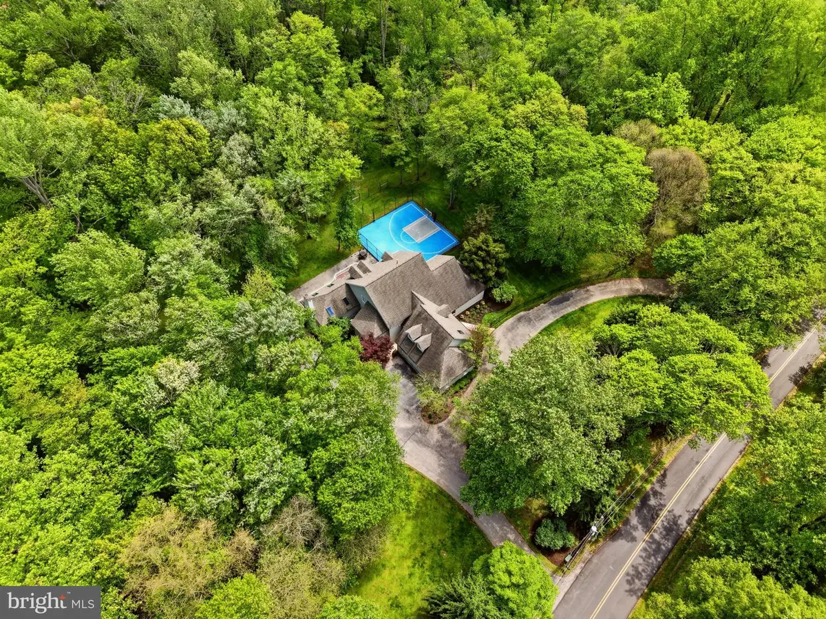 117 Center Mill Rd, Chadds Ford, PA 19317 - #1