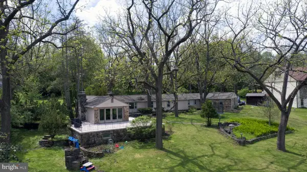120 Farm Rd, PHOENIXVILLE, PA 19460
