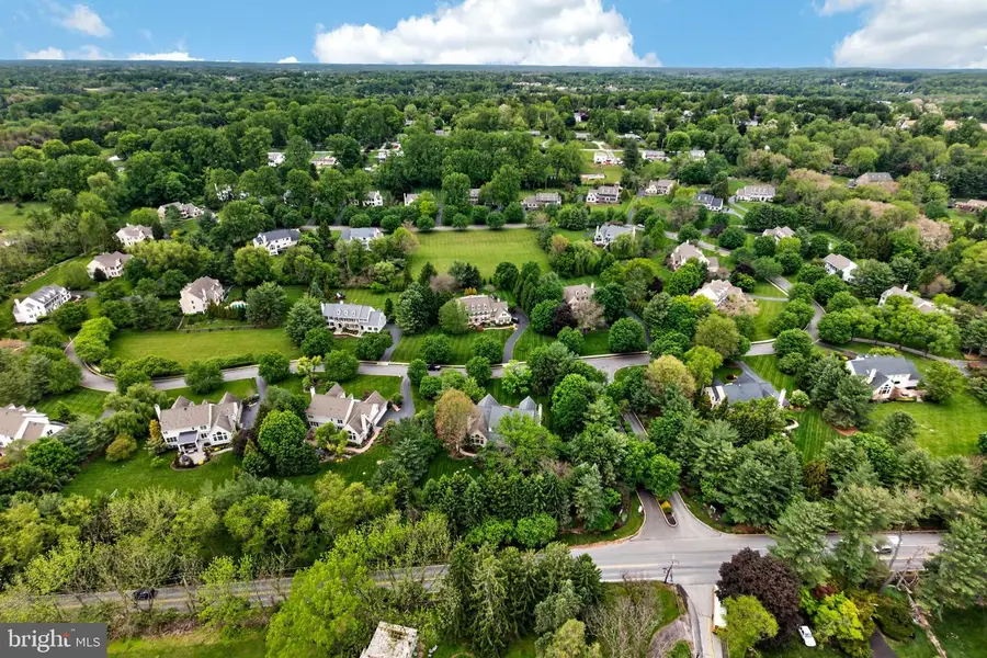 1198 Avonlea Cir, Glen Mills, PA 19342 - #3