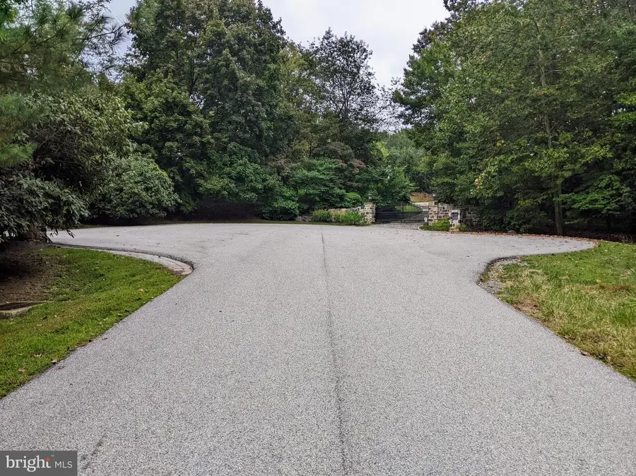 101 Burnt Mill Cir, Chadds Ford, PA 19317 - #3