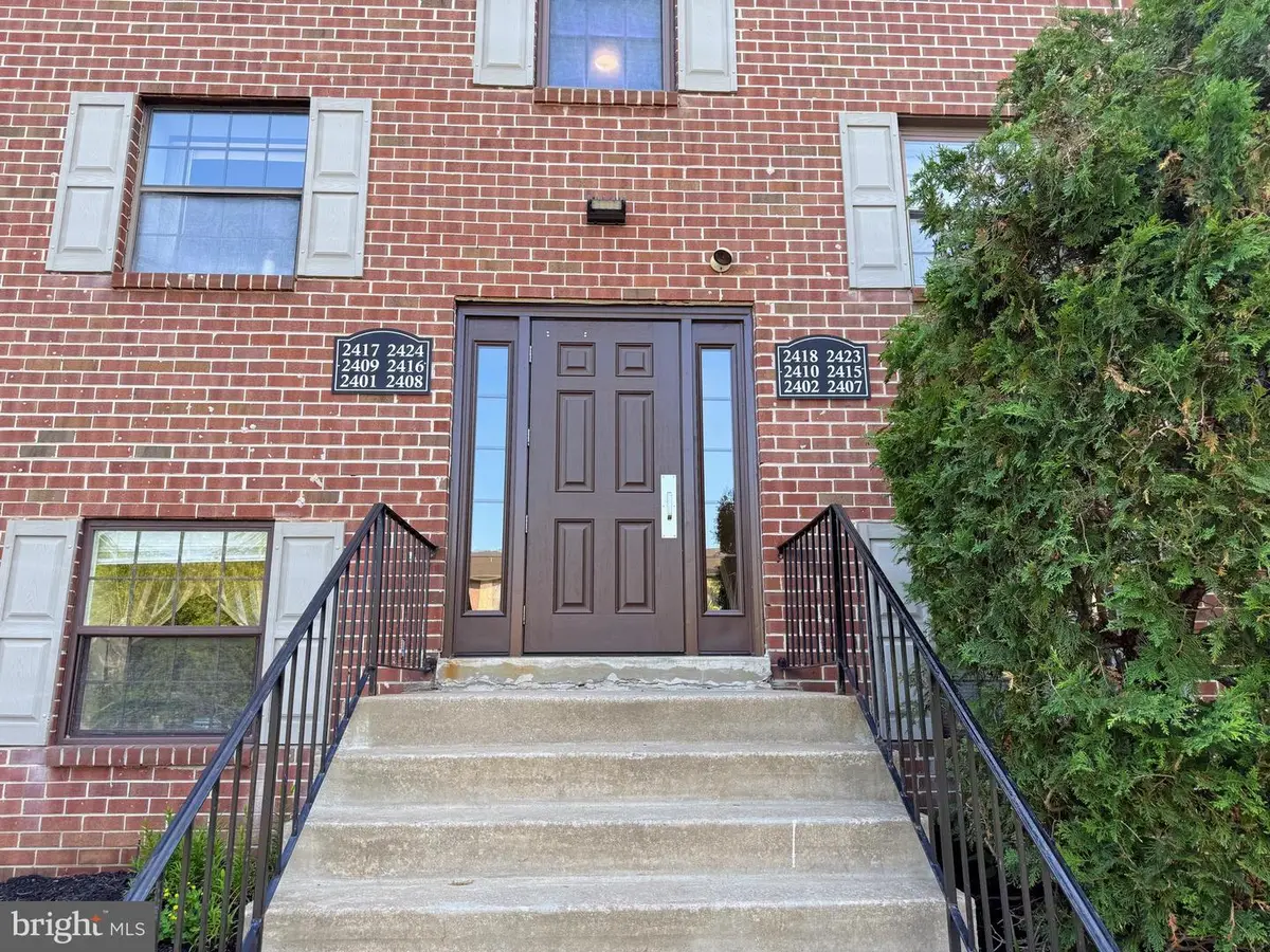 2410 Pond View Dr #2410, West Chester, PA 19382 - #1