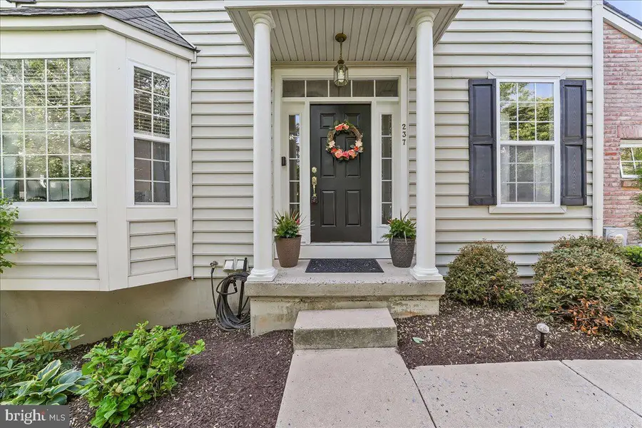 237 Deepdale Dr, Kennett Square, PA 19348 - #3