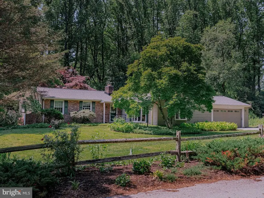 608 Whiteland Hunt Rd, Downingtown, PA 19335 - #3