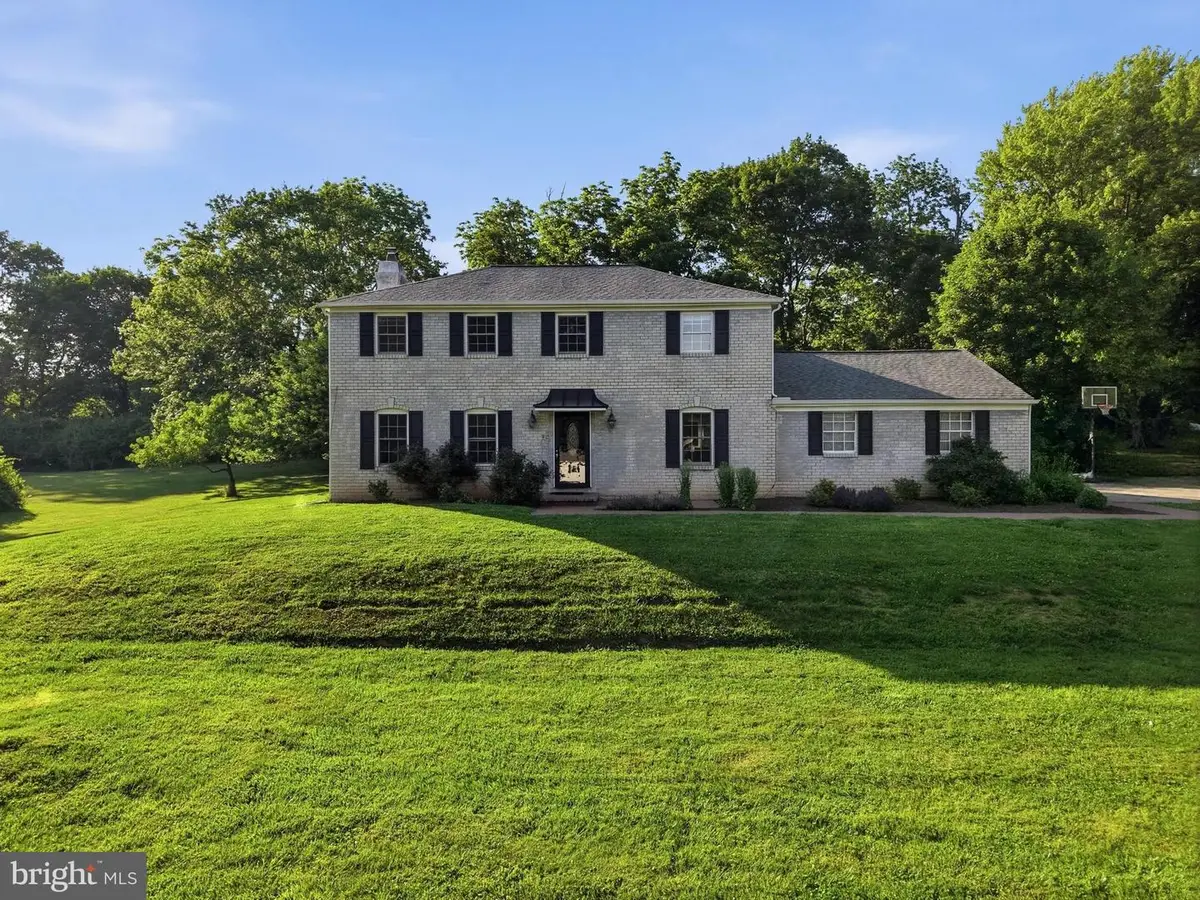 609 E Pleasant Grove Rd, West Chester, PA 19382 - #1