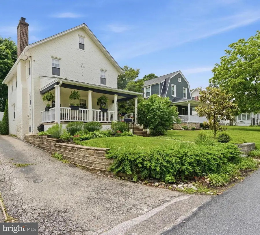 562 Woodside Ave, Berwyn, PA 19312 - #3