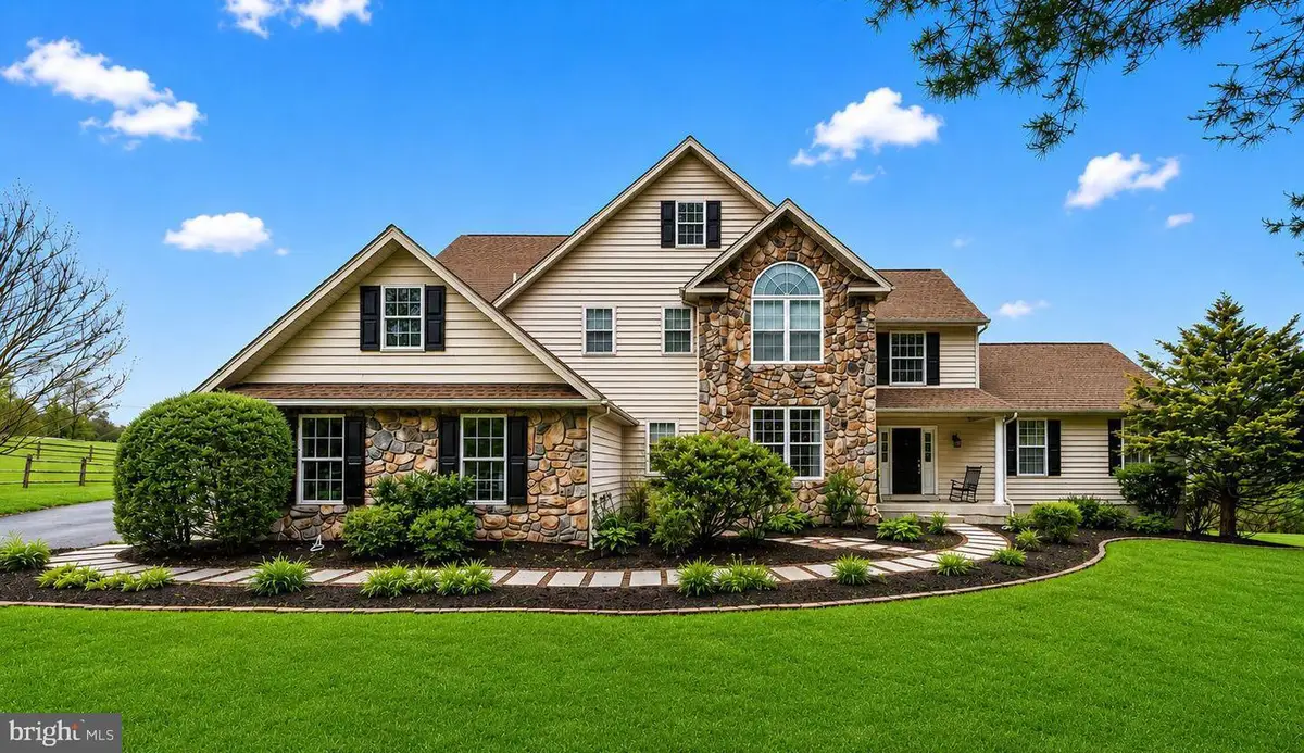 592 W Creek Rd, West Chester, PA 19382 - #1