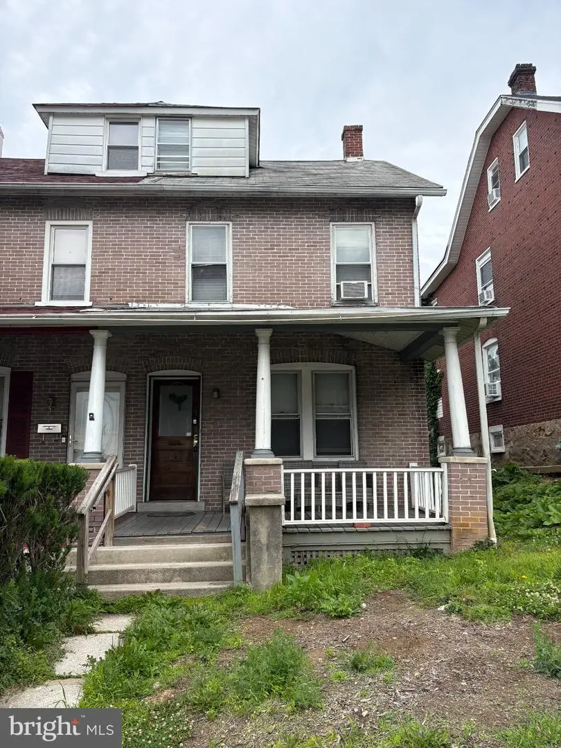 115 Woodland Ave, Coatesville, PA 19320 - #1