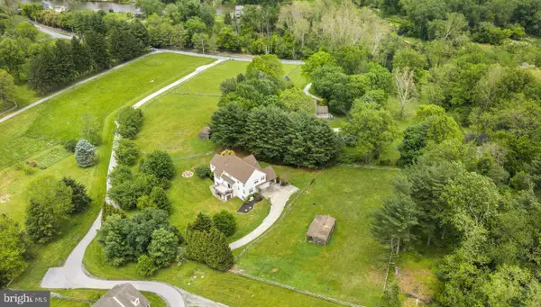 592 W Creek Rd, WEST CHESTER, PA 19382