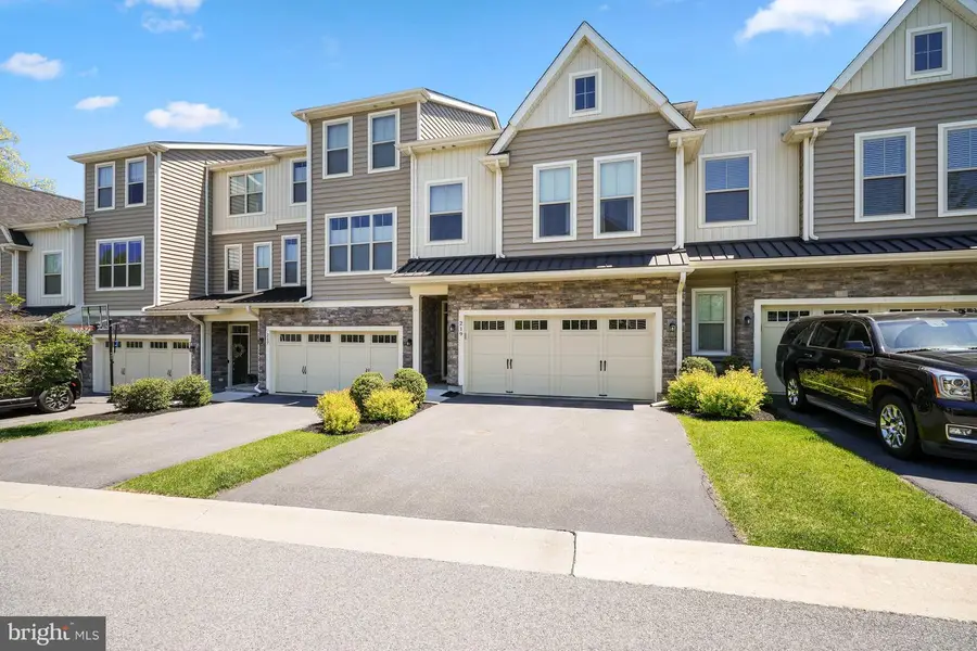 219 Ash Ln, Kennett Square, PA 19348 - #2