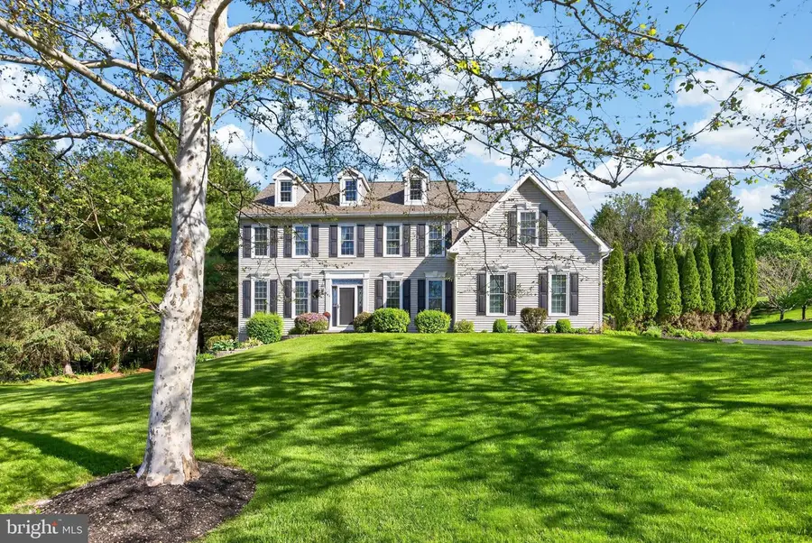 17 Oneida Ct, Chester Springs, PA 19425 - #2