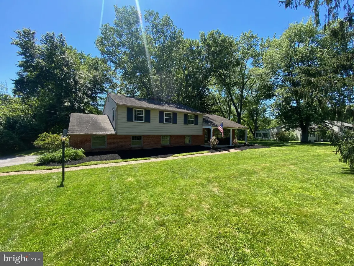 1043 Carolyn Dr, West Chester, PA 19382 - #1