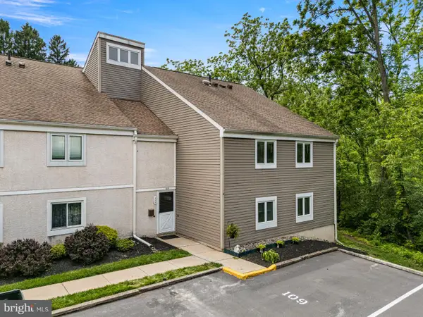 111 Harvest Ln #203, PHOENIXVILLE, PA 19460