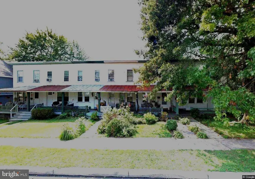 316 Center St, Kennett Square, PA 19348 - #1