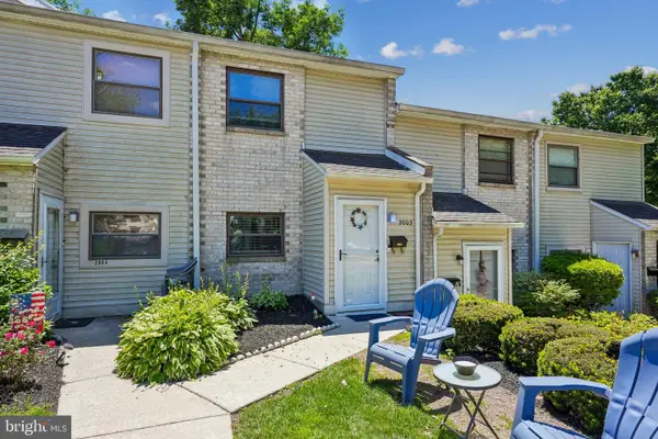 2003 Valley Dr #2003, WEST CHESTER, PA 19382