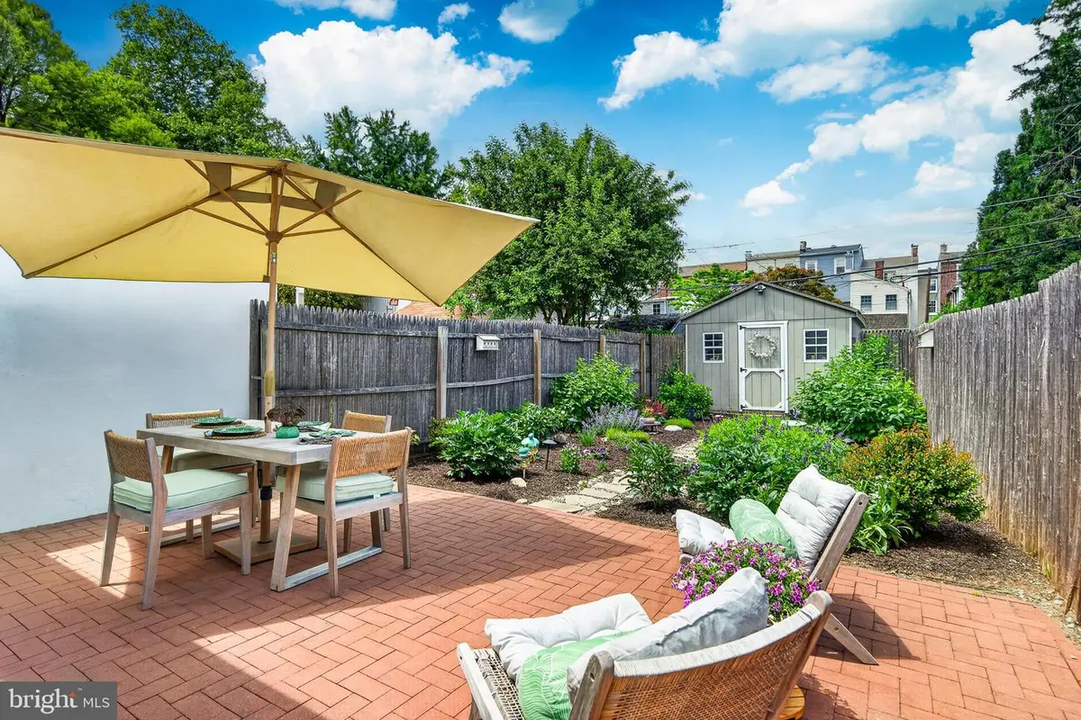 129 W Union St, West Chester, PA 19382 - #1