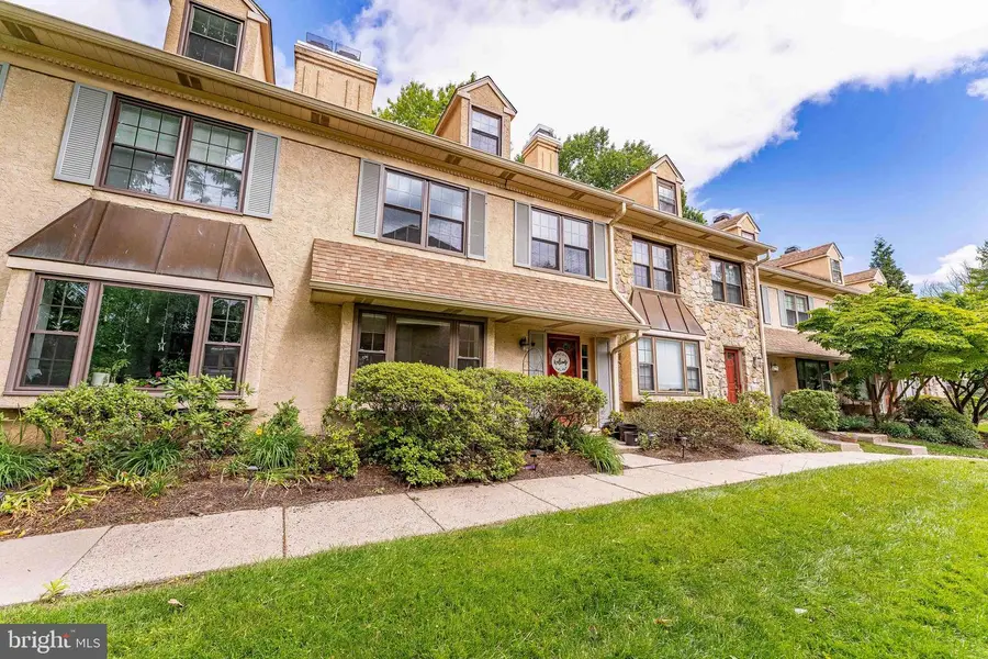 11 Chateau Cir, Chesterbrook, PA 19087 - #2