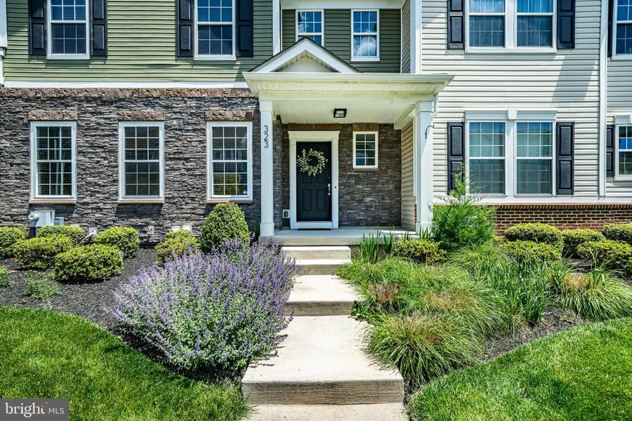323 Stafford Ct, Chester Springs, PA 19425 - #2