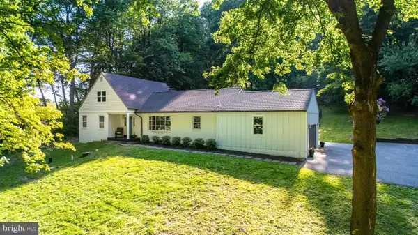 2330 Horseshoe Trl, CHESTER SPRINGS, PA 19425