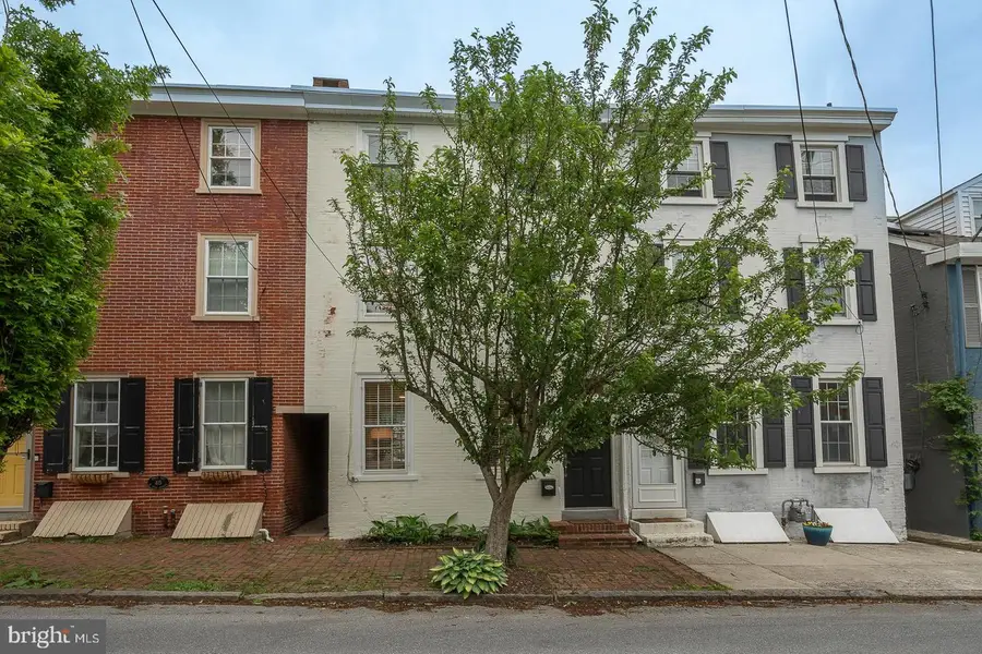 413 N New St, West Chester, PA 19380 - #2