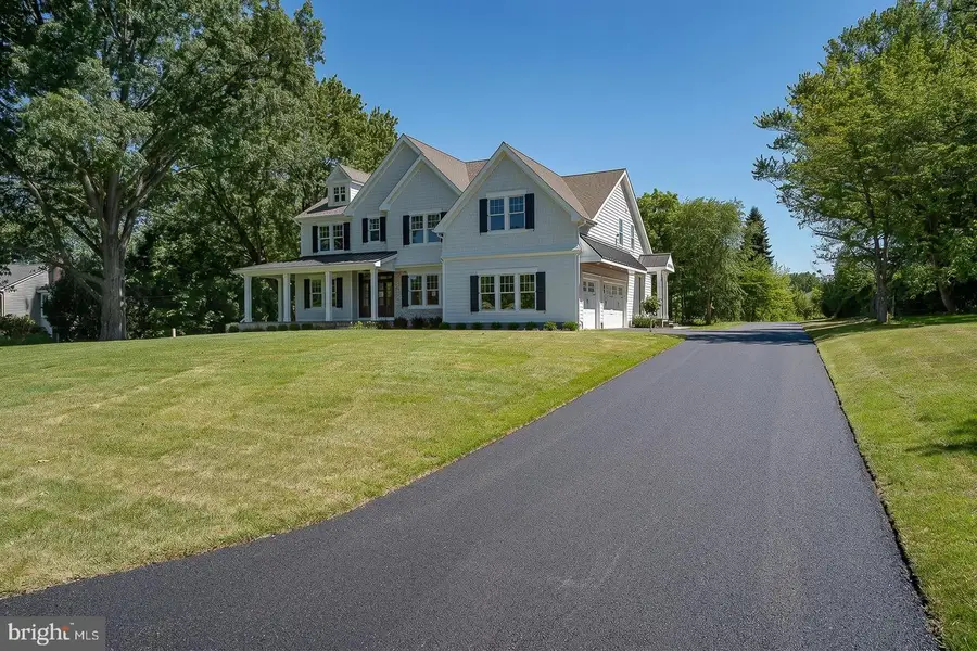 2074 Fox Creek Rd, Berwyn, PA 19312 - #2
