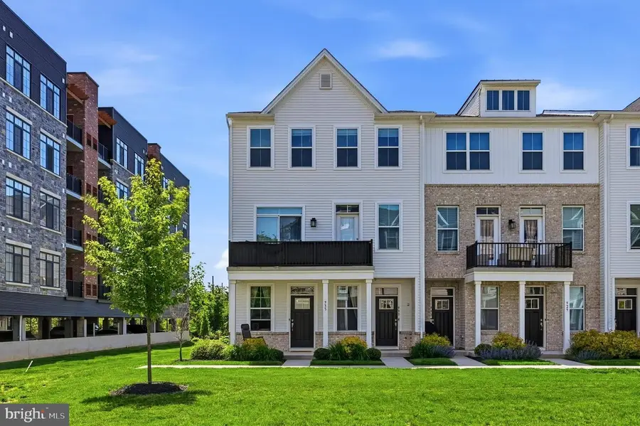 933 Anvil Ct, Phoenixville, PA 19460 - #2