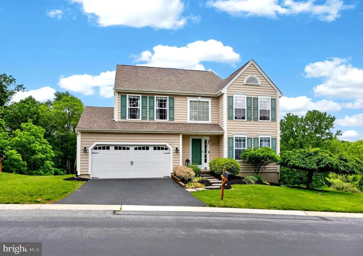 509 Larkins Bridge Dr, Downingtown, PA 19335 - #1