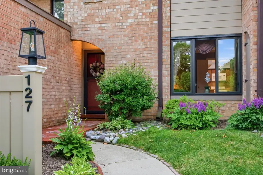 127 Woodgate Ln #17, Paoli, PA 19301 - #2