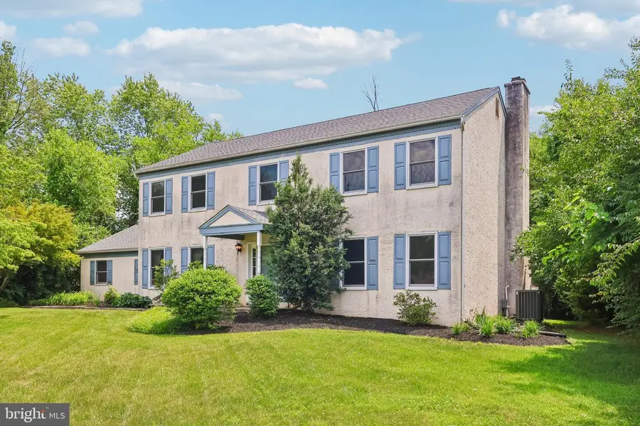8 Long Dr, Downingtown, PA 19335 - #2