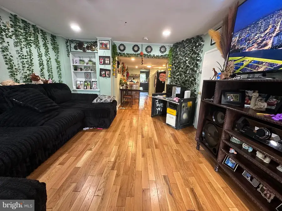 319 High St, Phoenixville, PA 19460 - #2