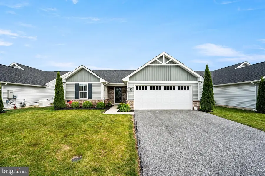 213 Folin St, Coatesville, PA 19320 - #2