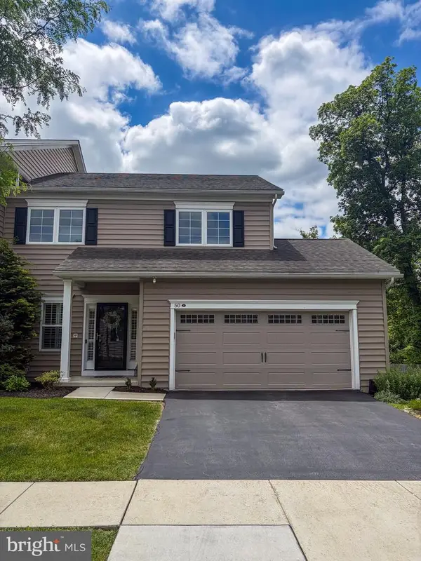 50 New Village Greene Dr, HONEY BROOK, PA 19344