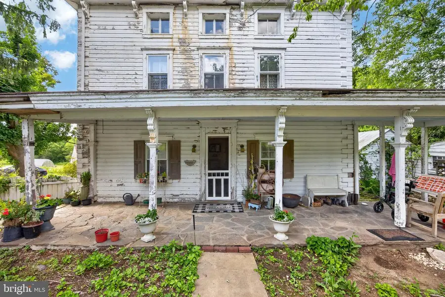 541 Byers Rd, Chester Springs, PA 19425 - #2
