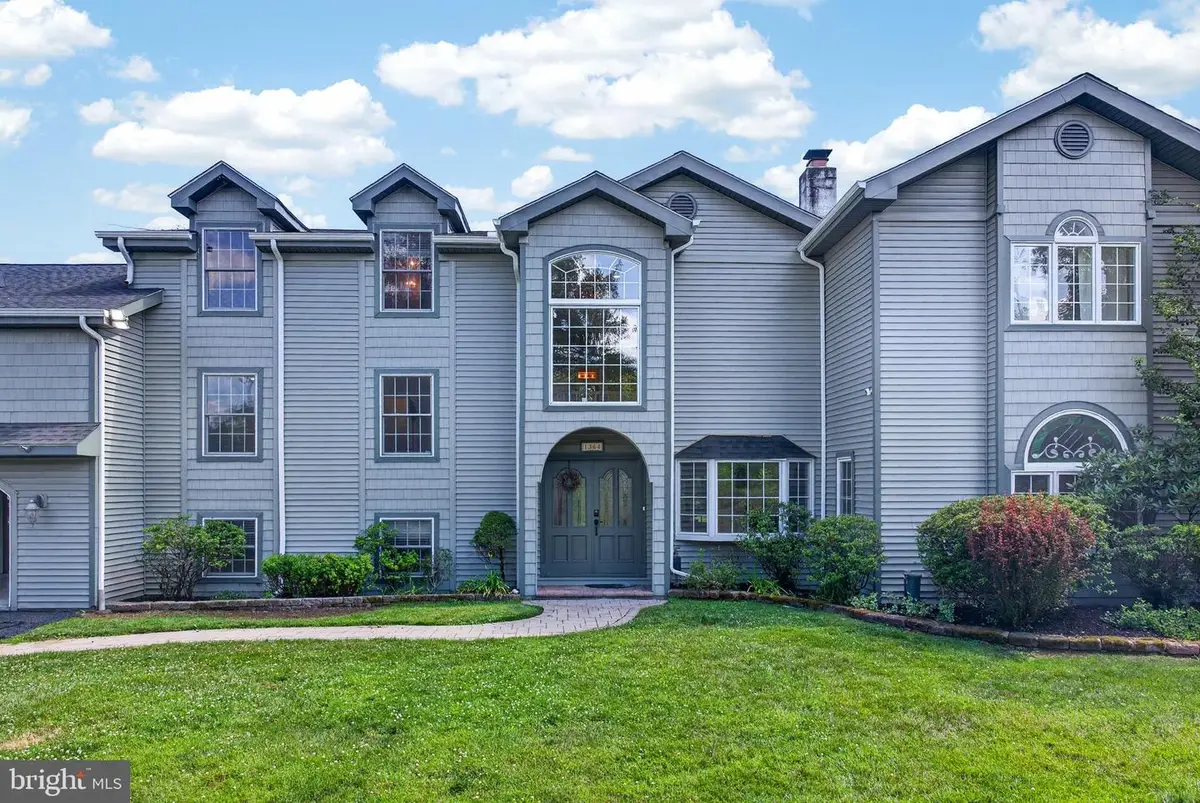 1364 College Hill Dr, Cheyney, PA 19319 - #1
