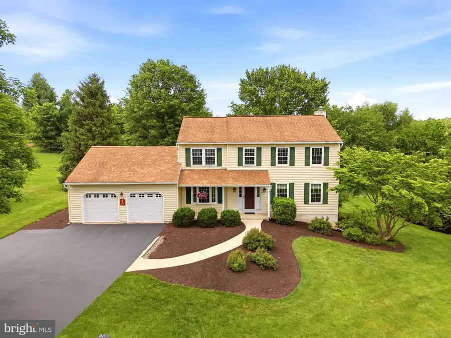 815 Hawthorne St, Downingtown, PA 19335 - #3