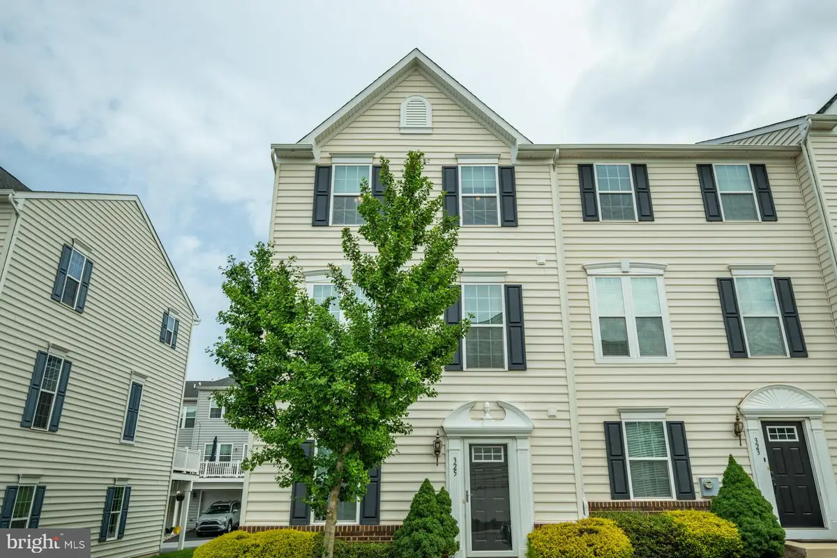 325 Schmidt Rd, Phoenixville, PA 19460 - #1