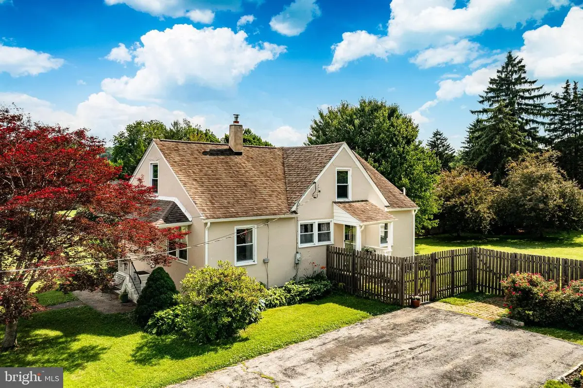 380 Atkins Ave, Coatesville, PA 19320 - #1