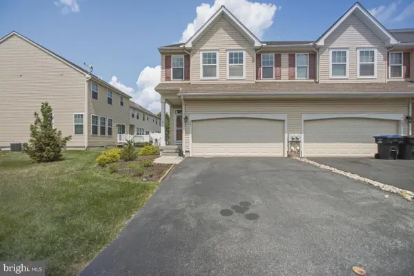 237 Mullen Dr, AVONDALE, PA 19311
