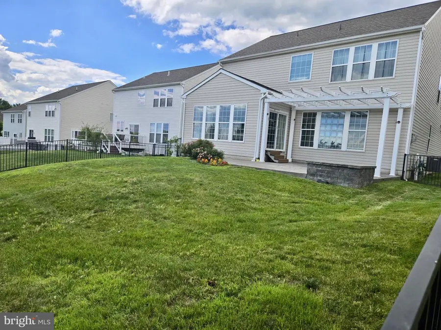 608 Empire Dr, Downingtown, PA 19335 - #2