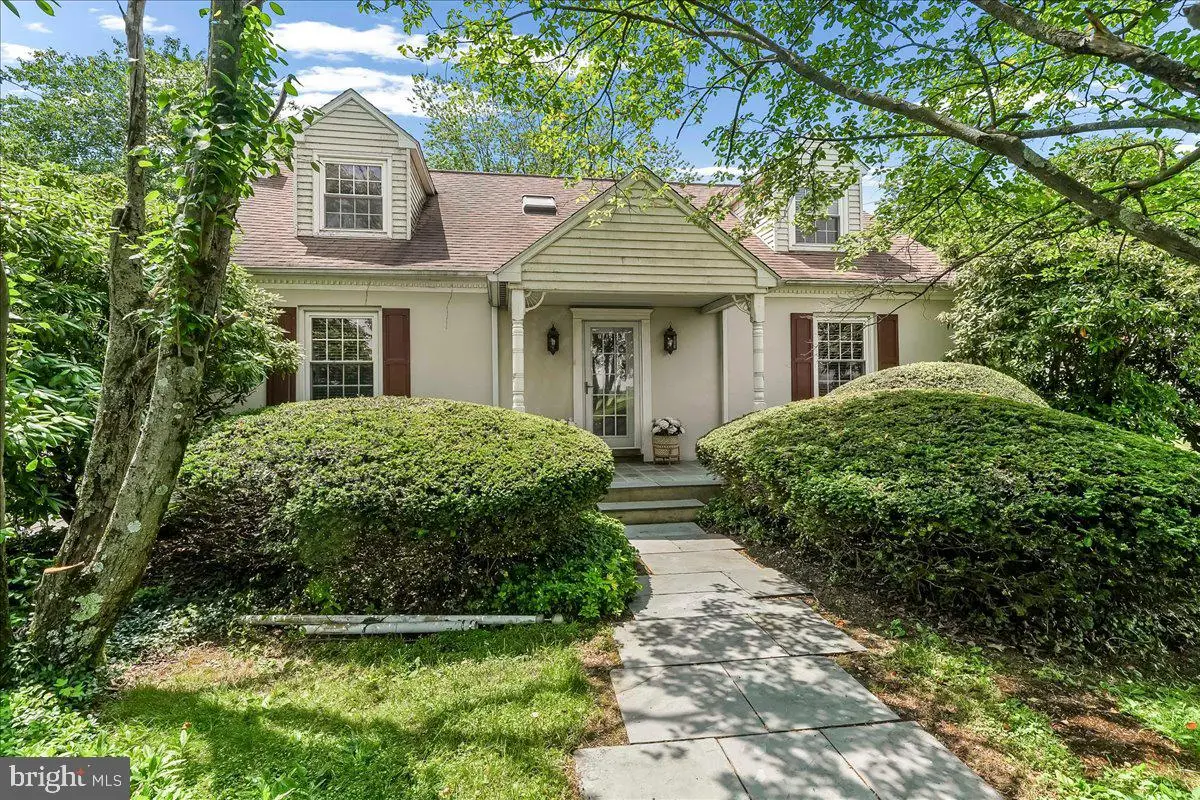 3060 Manor Rd, Coatesville, PA 19320 - #1