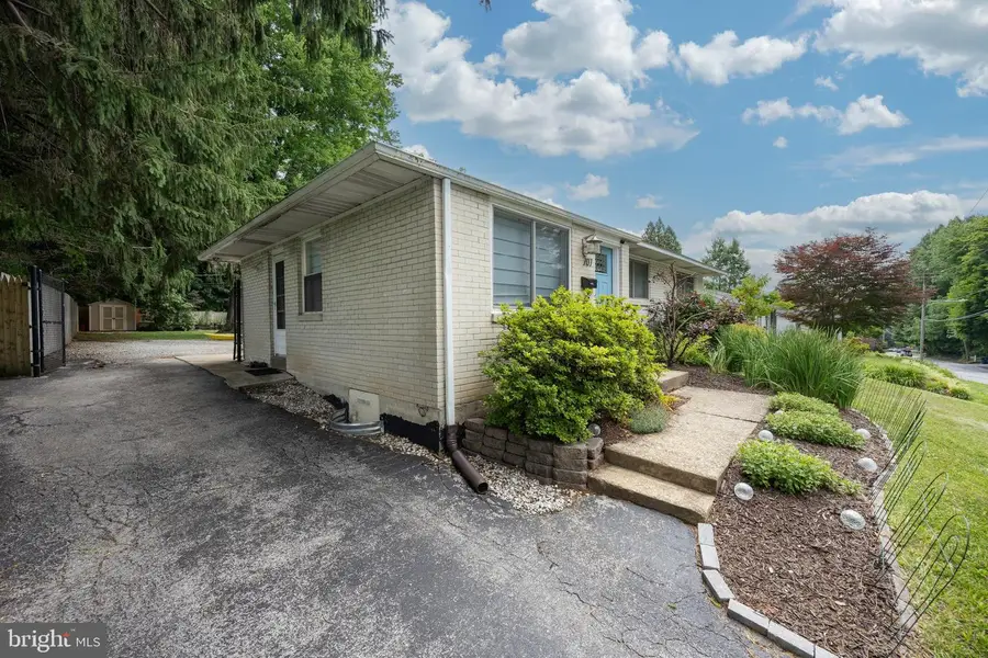 707 S Bradford Ave, West Chester, PA 19382 - #2