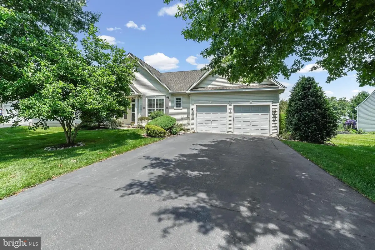 647 Martin Dr, Avondale, PA 19311 - #1