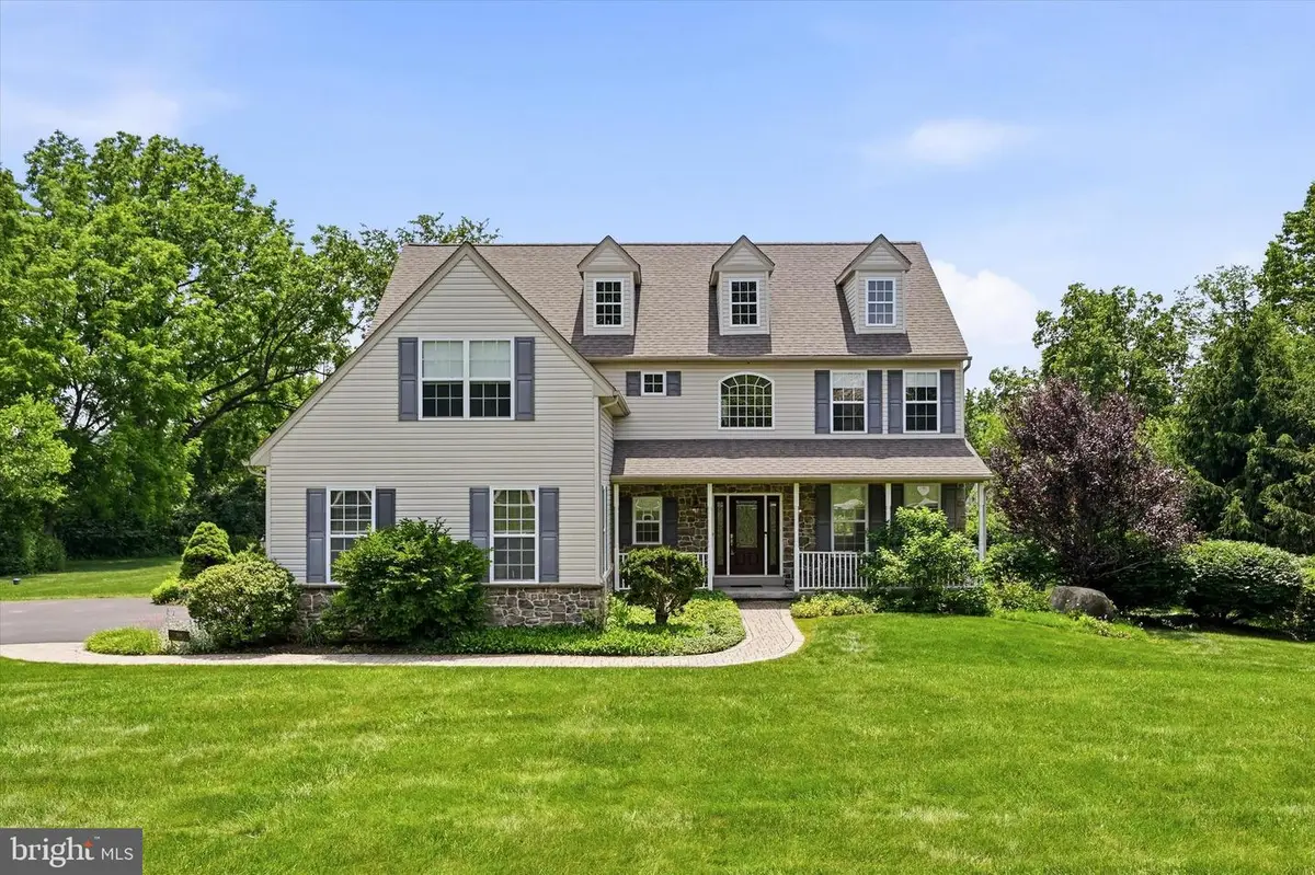108 Cooper Hawk Dr, Coatesville, PA 19320 - #1