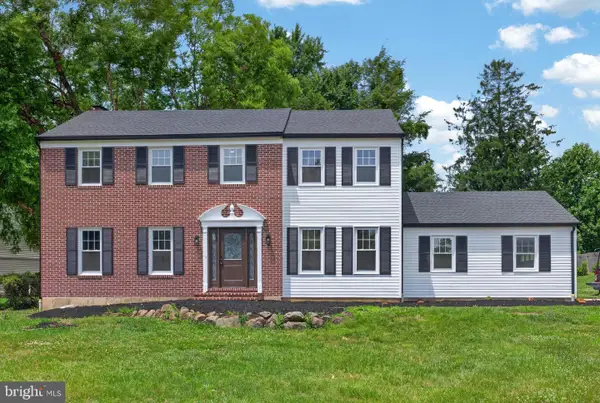505 Emily Cir, WEST CHESTER, PA 19382