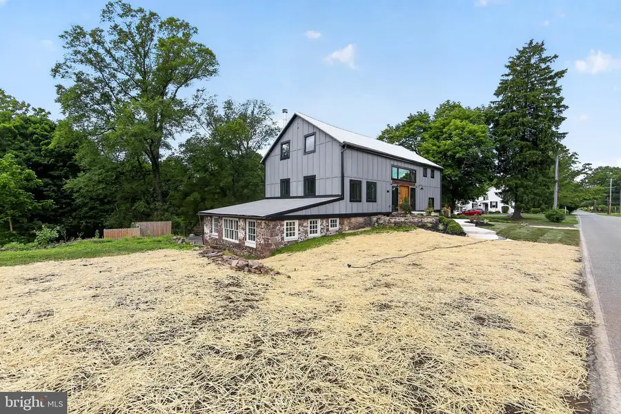 287 W Seven Stars Rd, Phoenixville, PA 19460 - #3